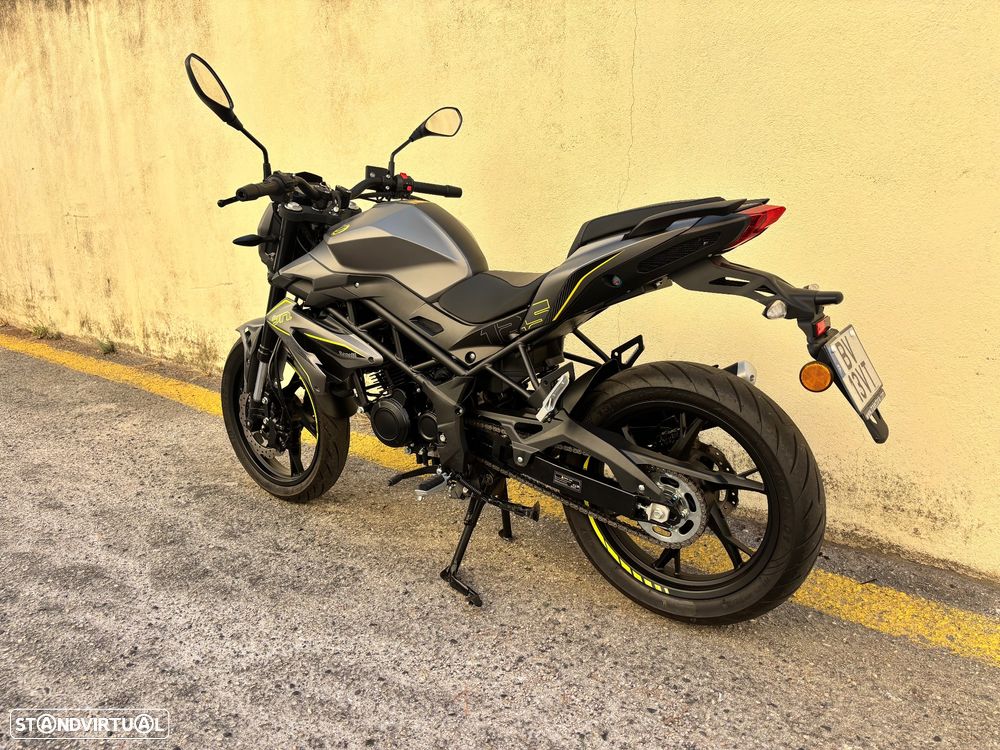 Benelli BN - 13
