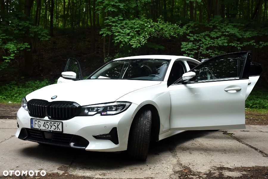 BMW Seria 3 320i - 20