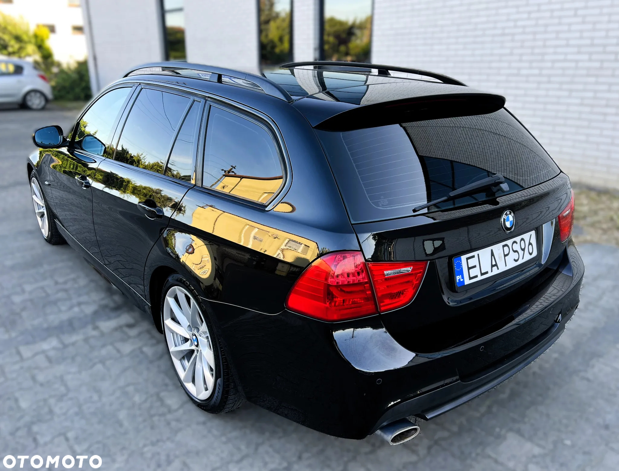 BMW Seria 3 318d DPF Touring Edition Sport - 23