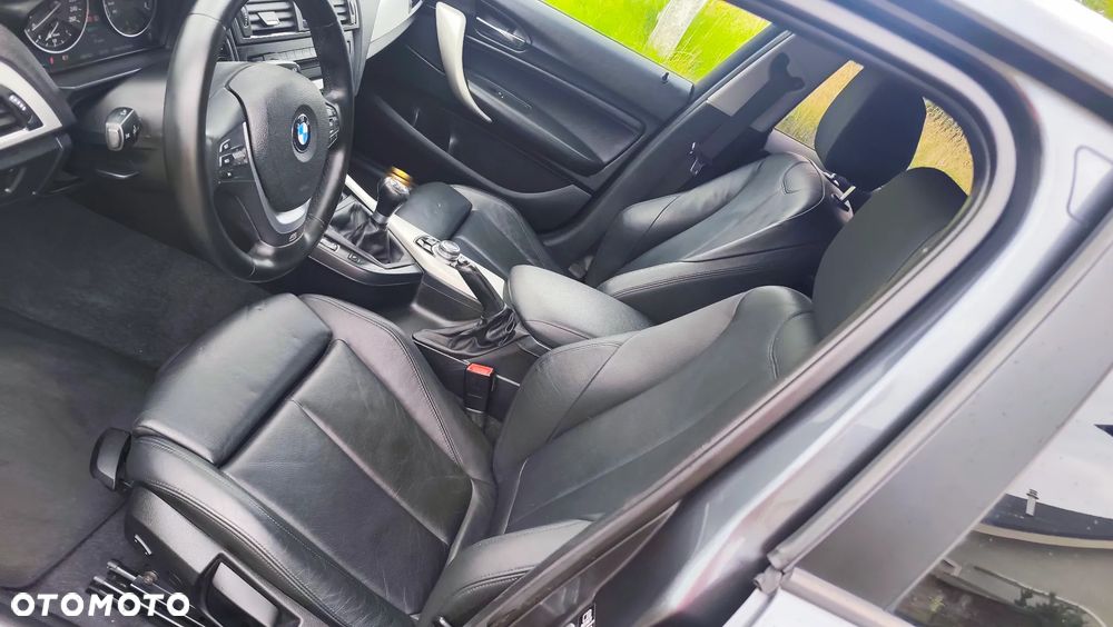 BMW Seria 1 120d Sport Line - 7