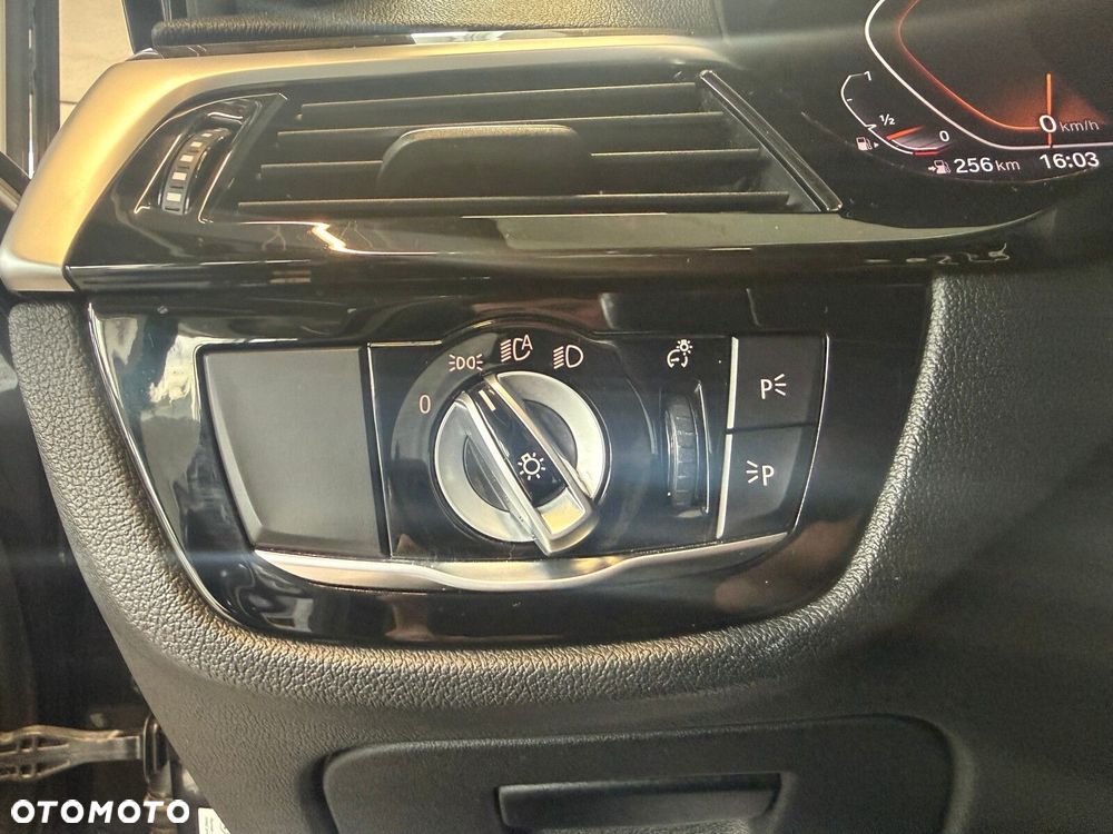 BMW Seria 5 - 24