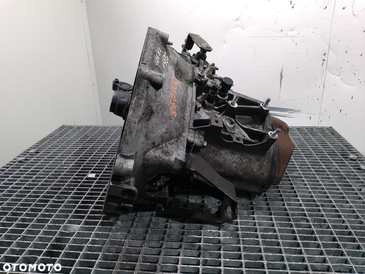 SKRZYNIA BIEGÓW MANUALNA PEUGEOT 206 PLUS 1.4  HDI 20CQ98 - 5