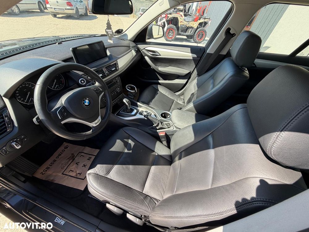 BMW X1 xDrive20d Aut. Sport Line - 8