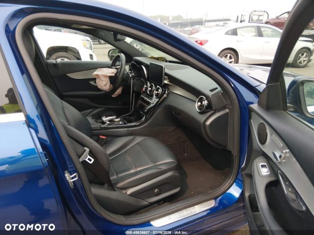 Mercedes-Benz Klasa C 300 9G-TRONIC Exclusive - 5