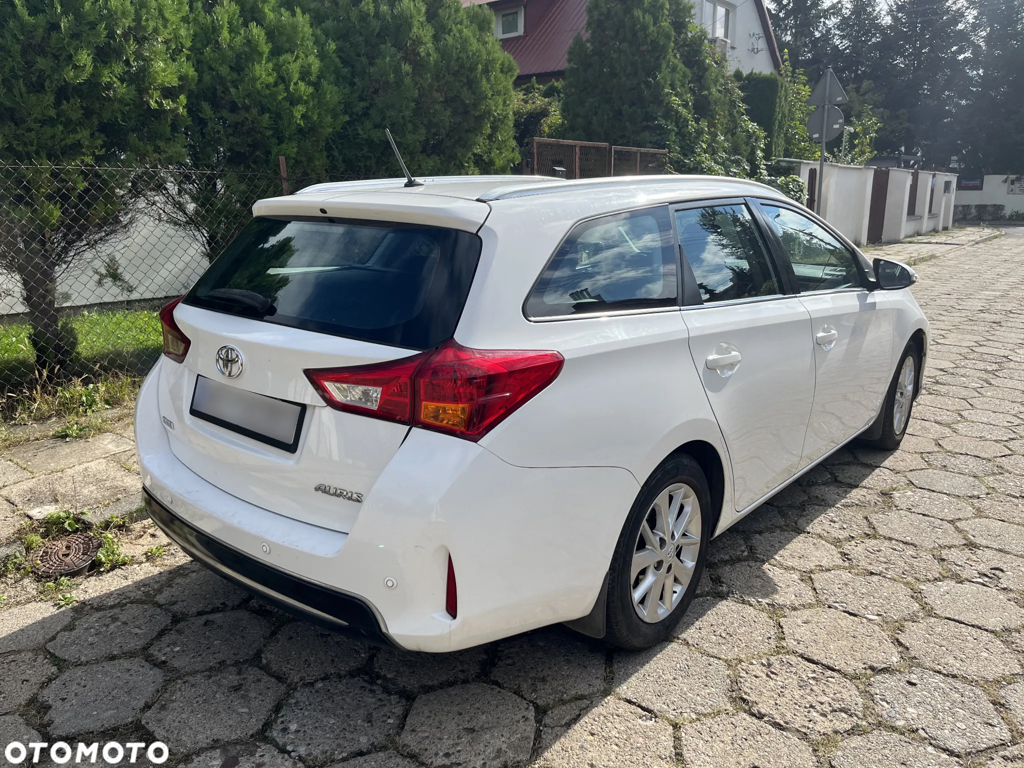 Toyota Auris 1.6 Premium + - 5