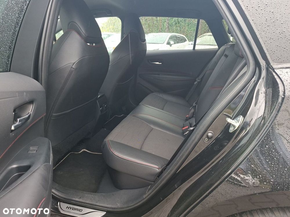 Toyota Corolla 2.0 Hybrid Executive - 12