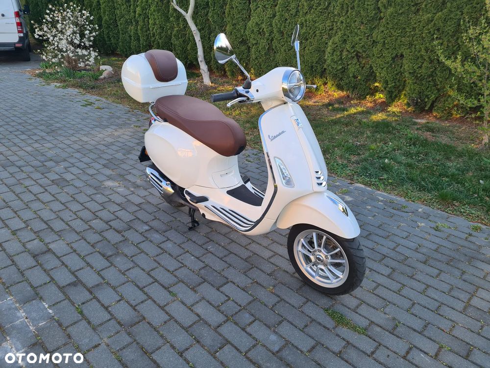 Vespa Primavera - 1