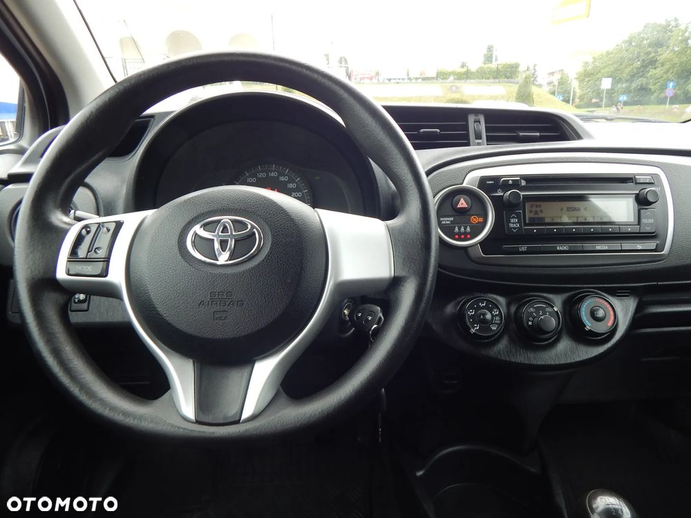 Toyota Yaris 1.33 Sol - 22