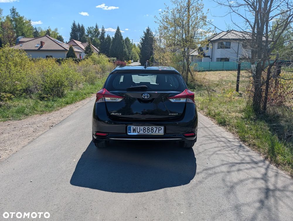 Toyota Auris Hybrid 135 Prestige - 4