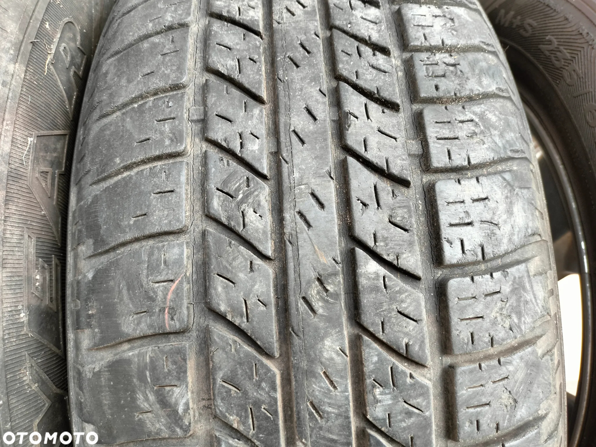 JEEP GRAND CHEROKEE II WJ KOŁA FELGI ALUMINIOWE 17 5X127 OPONY GOOGEAR WRANGLER 235/67 R17 104V - 14