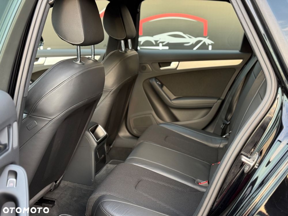 Audi A4 Avant 2.0 TDI DPF S line Sportpaket - 32