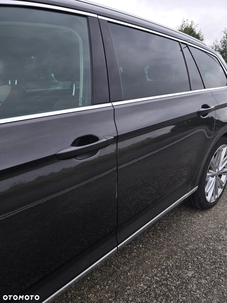 Volkswagen Passat 2.0 TDI SCR Highline - 2