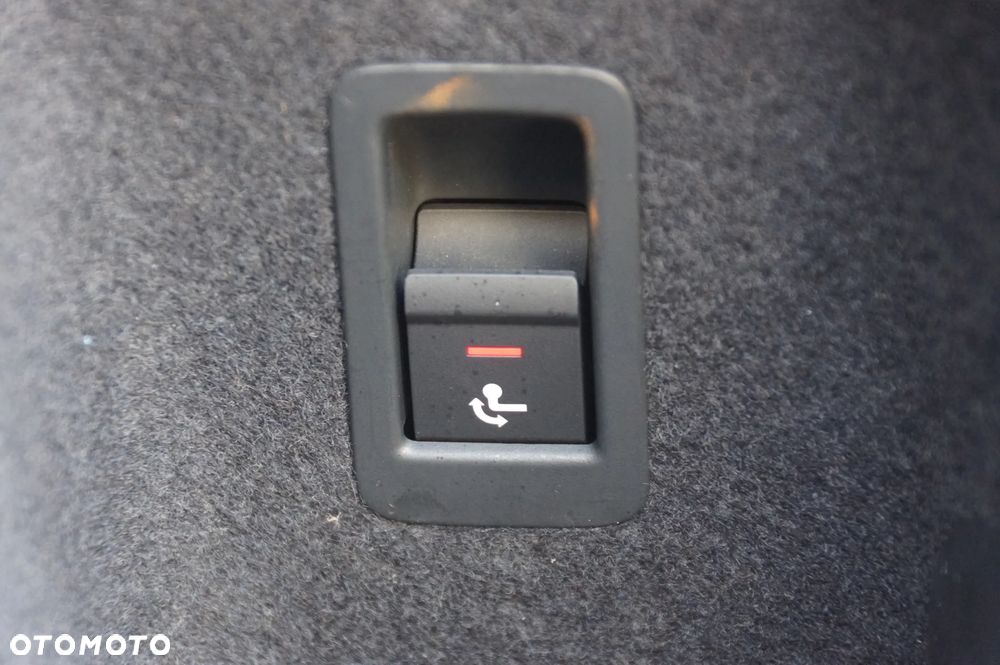 Audi Q3 40 TDI Quattro S tronic advanced - 30