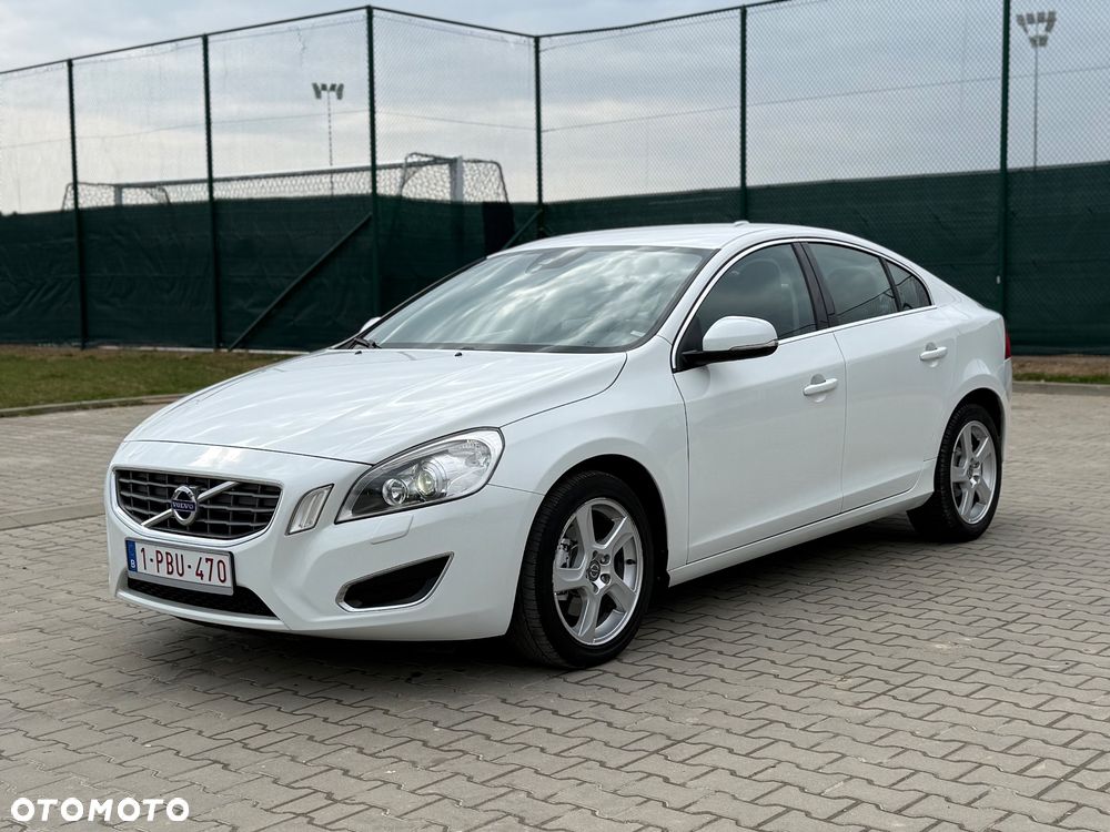 Volvo S60 DRIVe Momentum - 16