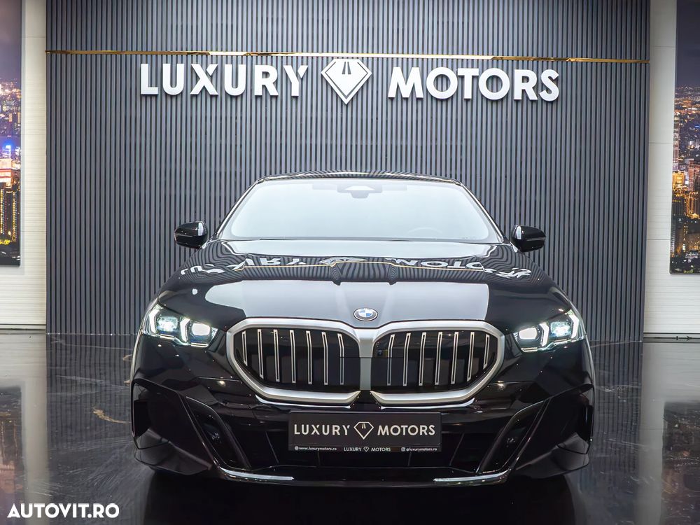 BMW Seria 5 520i Aut. - 9