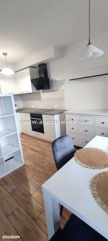 2 Pok Przy Metrze Garaż, Balkon, Ochrona