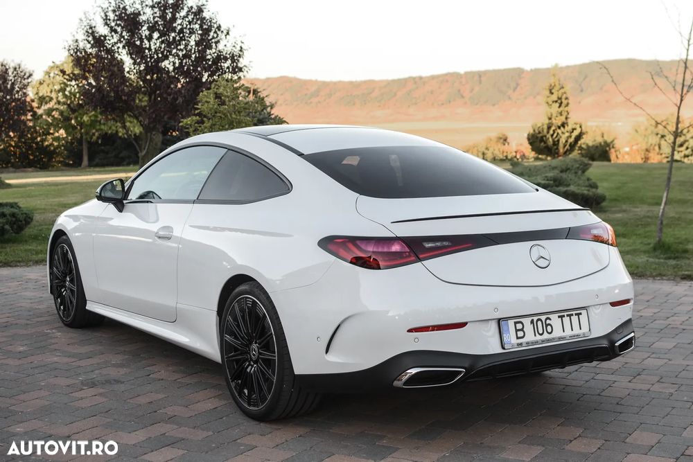 Mercedes-Benz CLE 300 4MATIC Aut. MHEV - 3