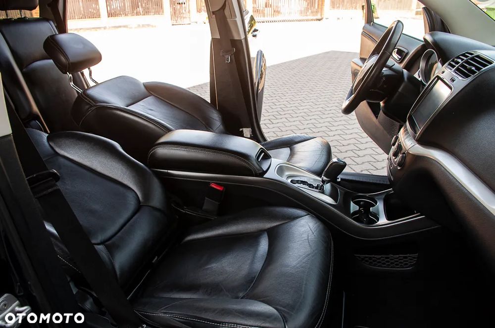 Fiat Freemont 2.0 Multijet 16V DPF Automatik Allrad Lounge - 26