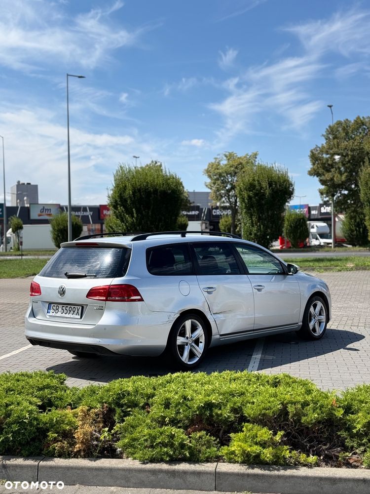 Volkswagen Passat 1.6 TDI Comfortline - 8
