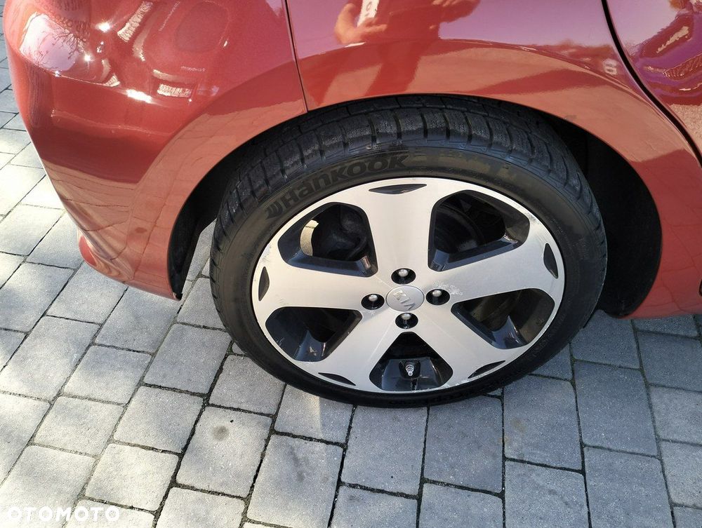 Kia Rio - 31
