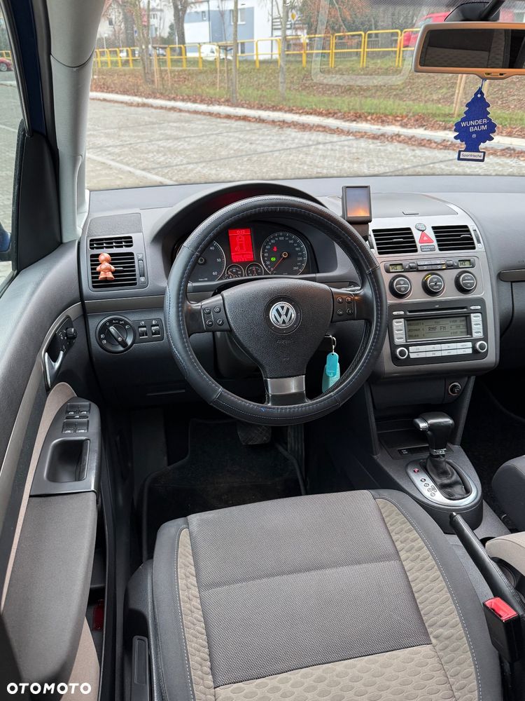 Volkswagen Touran 2.0 TDI DPF DSG Freestyle - 17