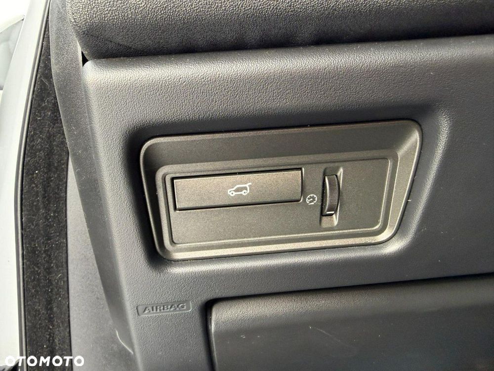 Land Rover Range Rover Evoque 2.0Si4 Autobiography - 29