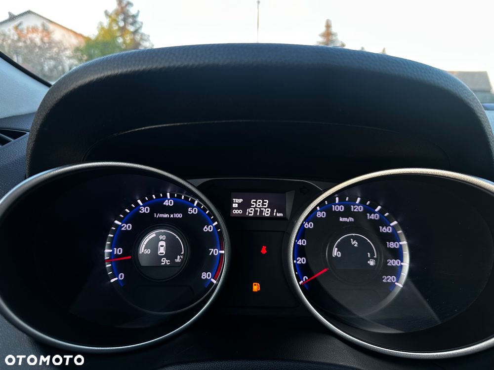 Hyundai ix35 1.6 2WD Fifa World Cup Edition - 23