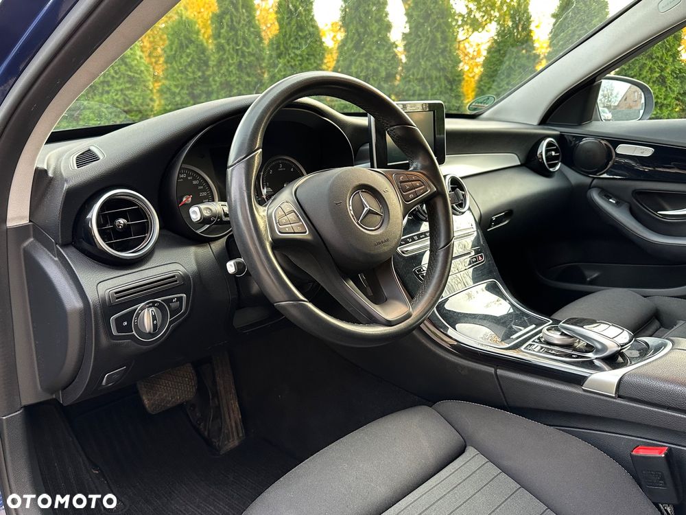 Mercedes-Benz Klasa C 220 d 9G-TRONIC Exclusive - 10