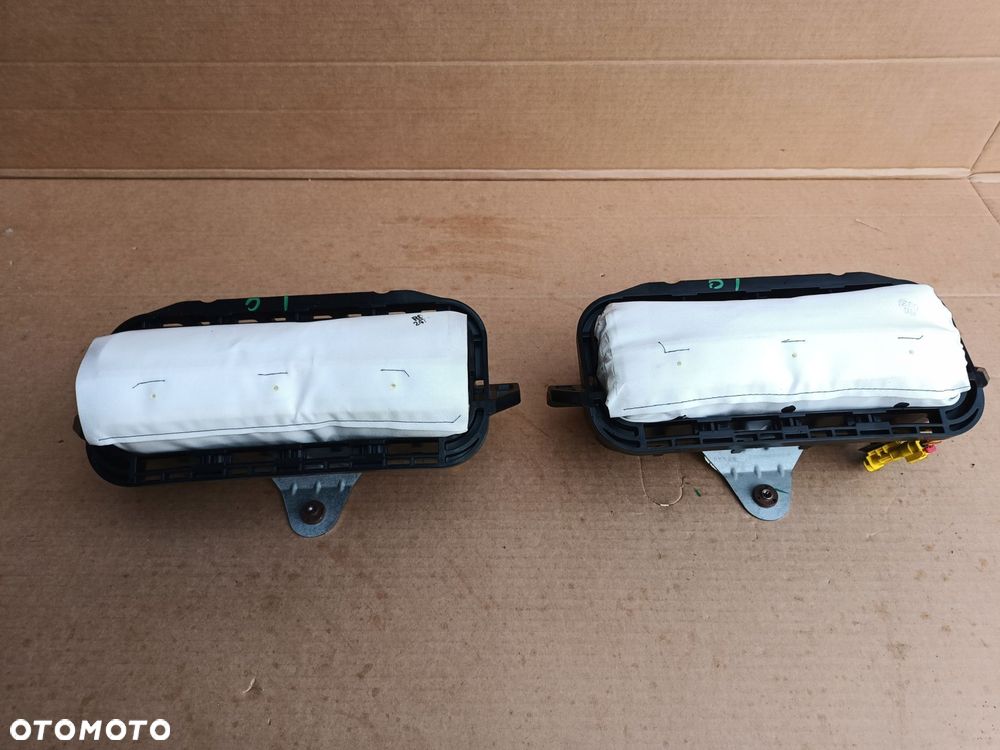 opel insignia b 17r-> poduszka powietrzna airbag pasażera 84384322 - 1