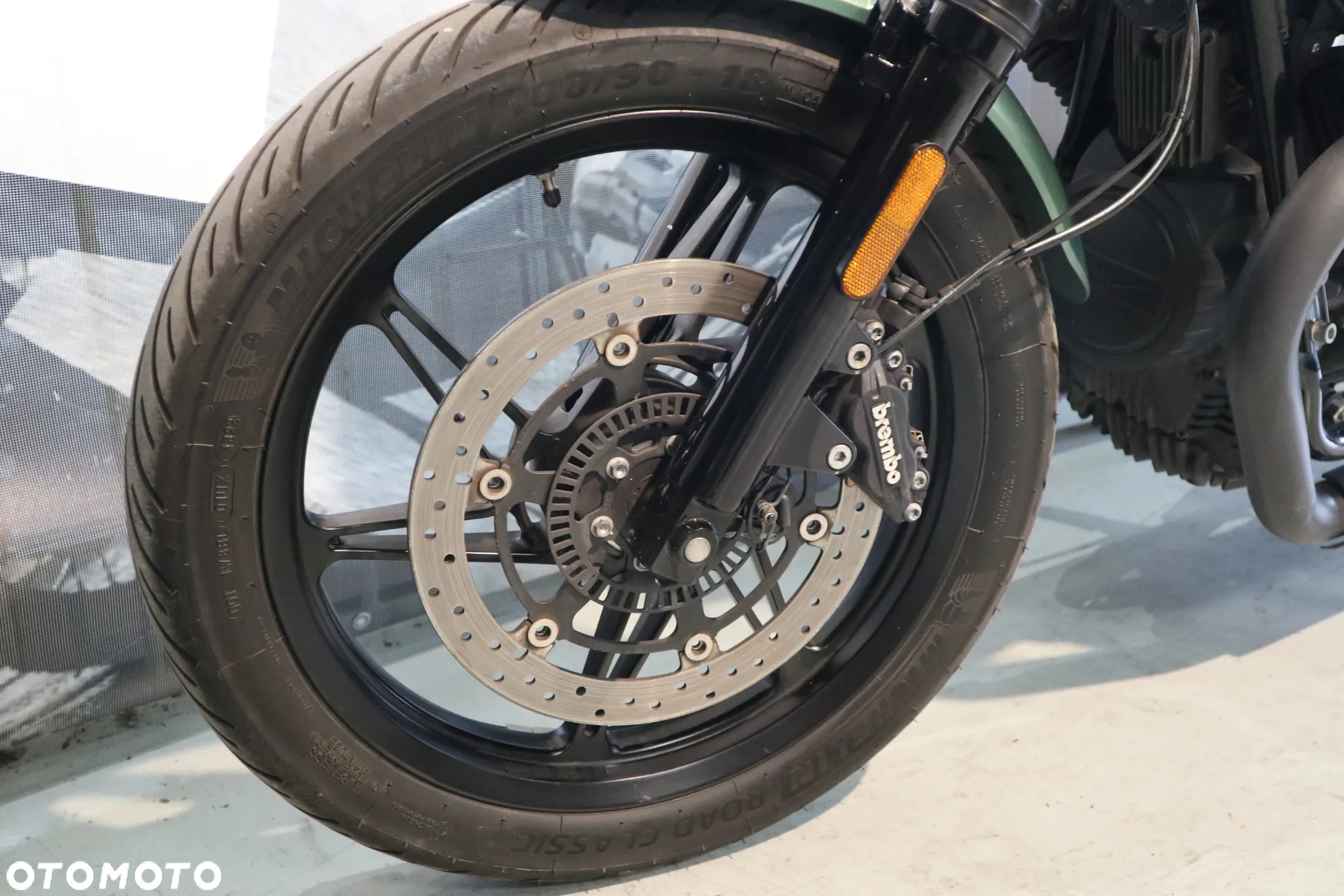 Moto Guzzi V7 - 3
