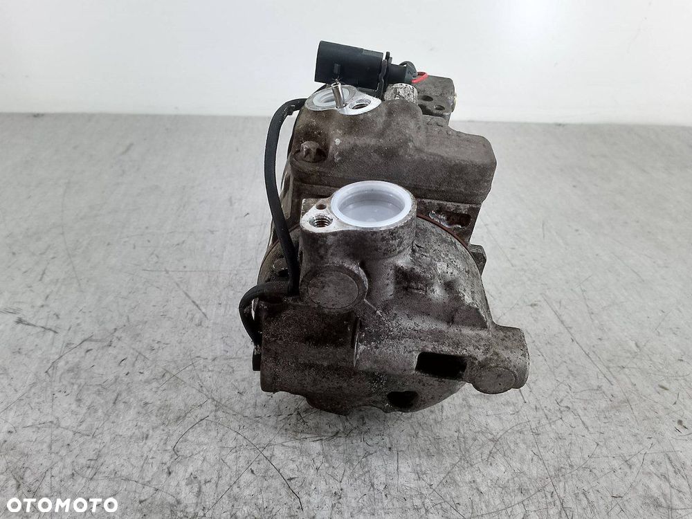 POMPA, SPRĘŻARKA KLIMATYZACJI AUDI A4 B6 447220-8... 2.0 20V - 5