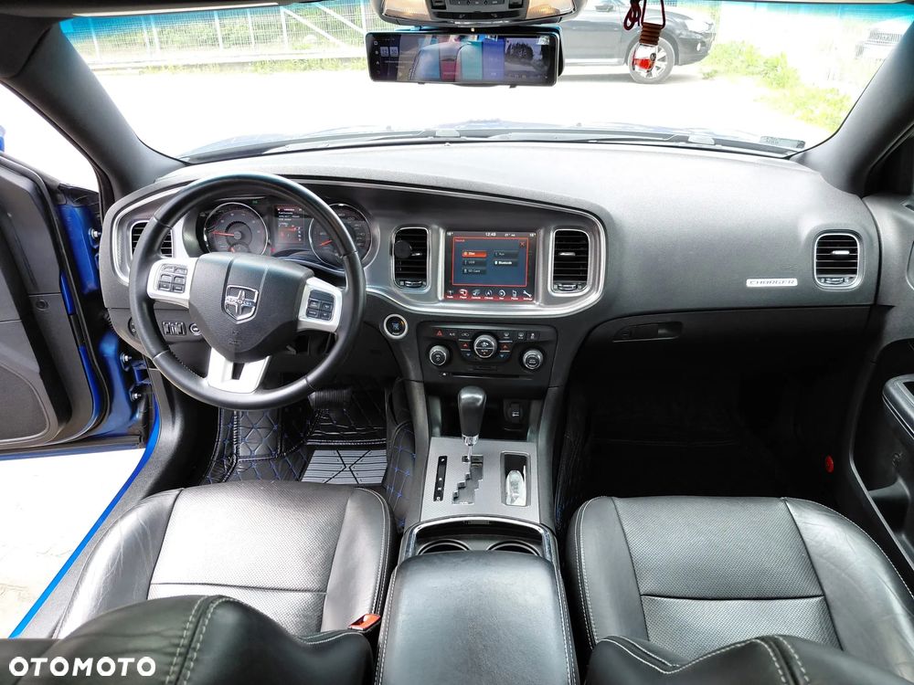 Dodge Charger 5.7 V8 RT - 17