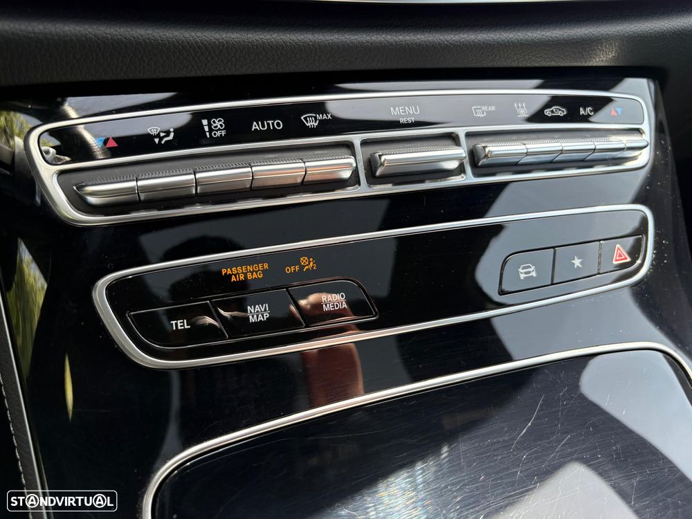Mercedes-Benz E 300 de 9G-TRONIC AMG Line - 21