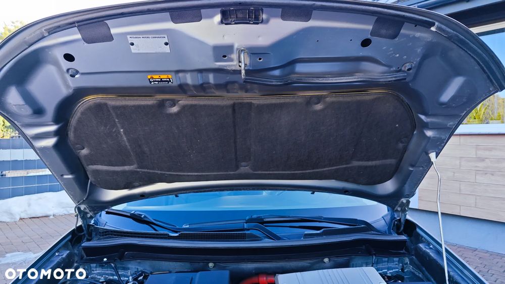 Mitsubishi Outlander Instyle - 25