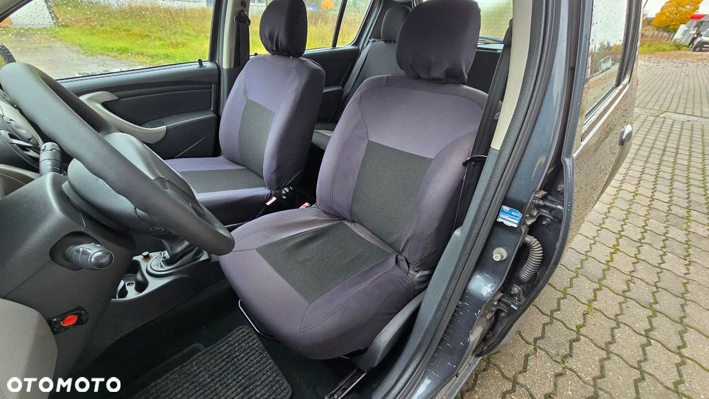 Dacia Sandero 1.2 16V - 11