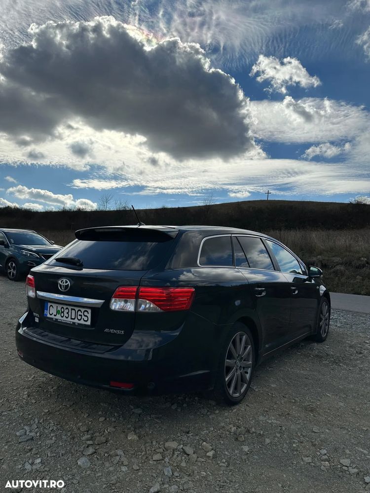 Toyota Avensis 2.2 D-CAT Luxury (consola nichel) - 6