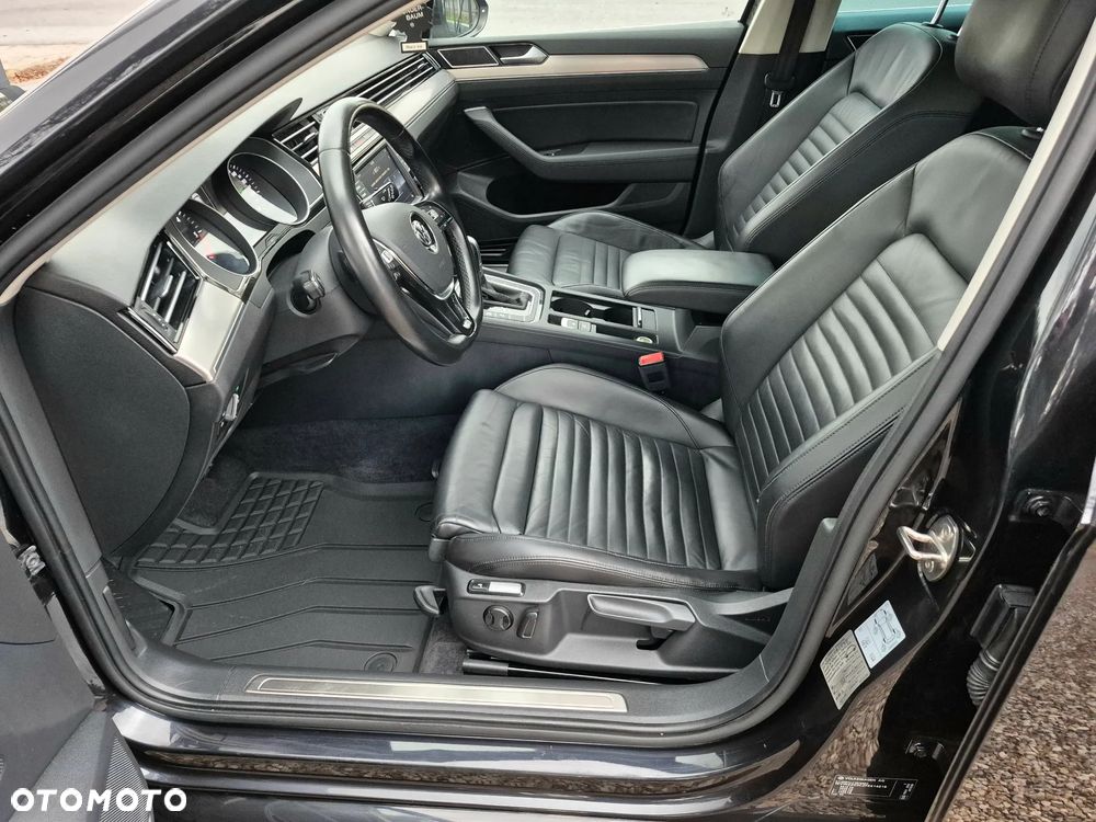 Volkswagen Passat 2.0 TDI SCR (BlueMotion Tech) 4Motion D Highline - 16