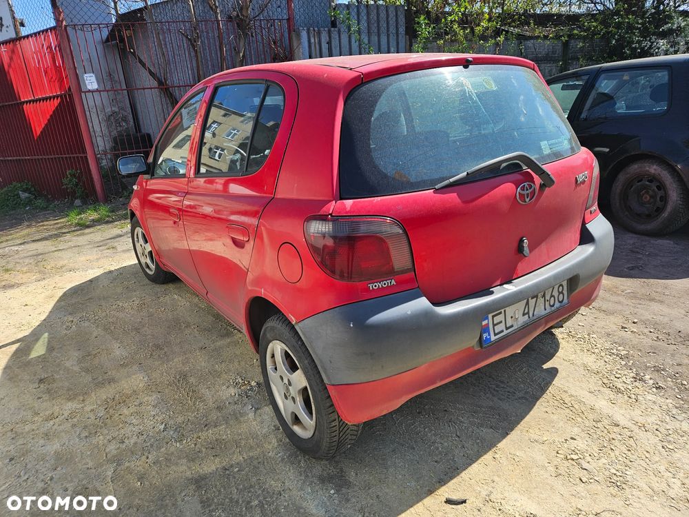 Toyota Yaris na części - 4