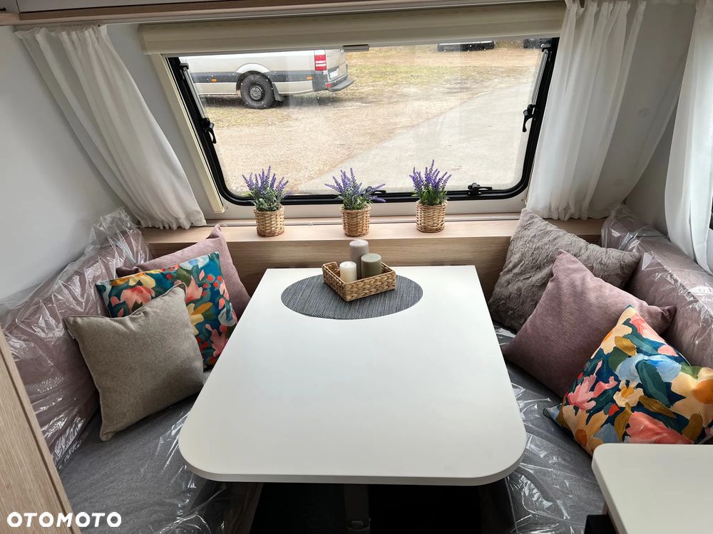 Adria Aviva 360 DK - 8