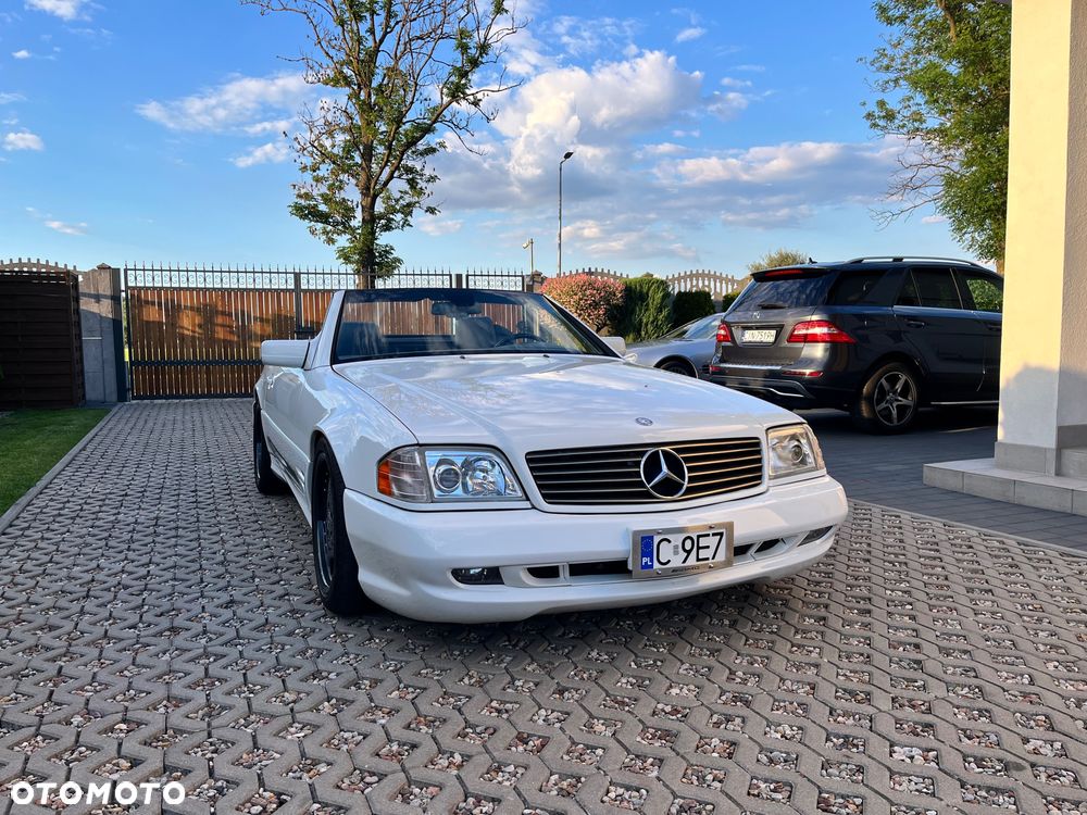 Mercedes-Benz SL - 1