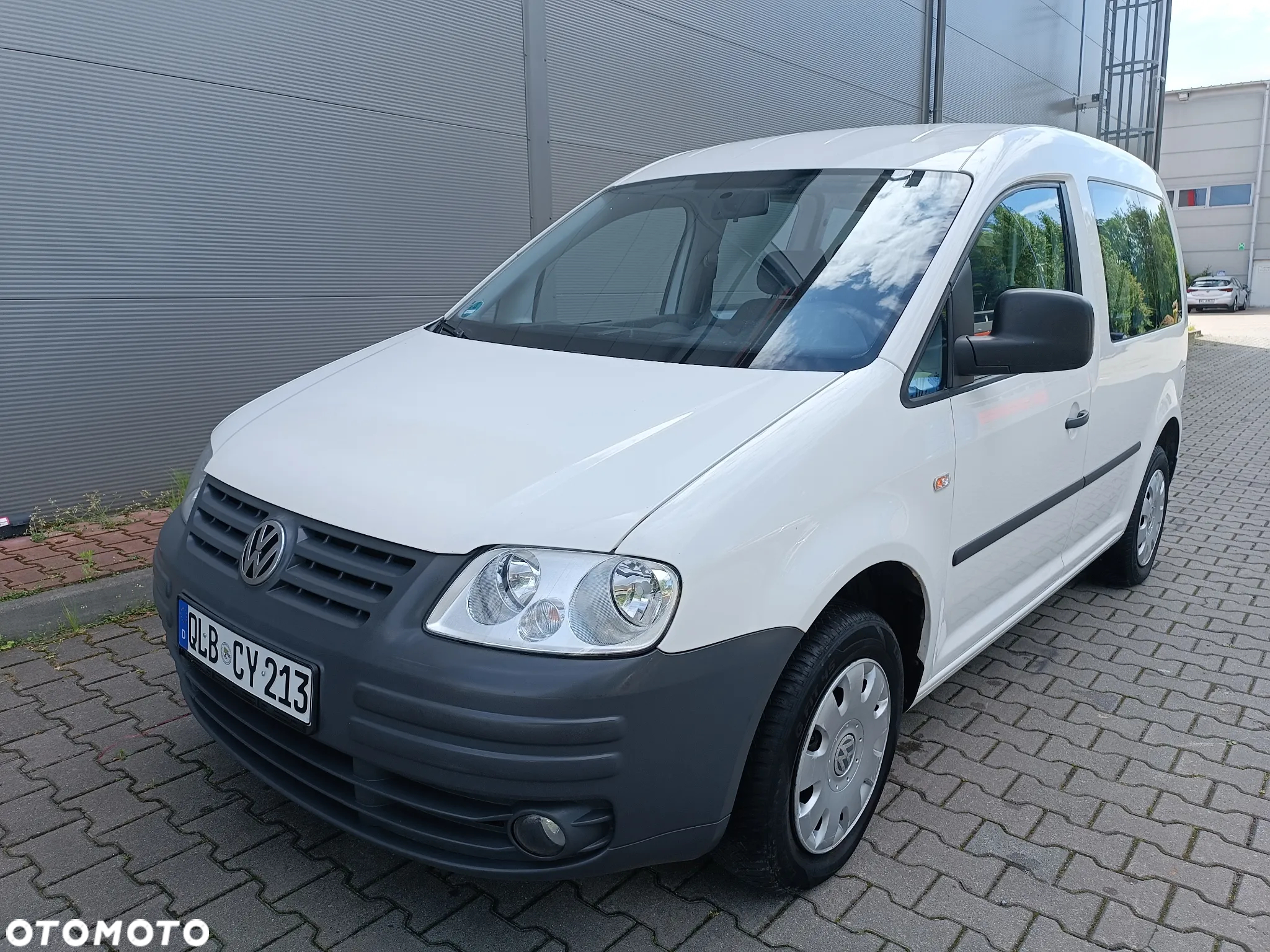 Volkswagen Caddy 1.6 Familie (5-Si.) - 17