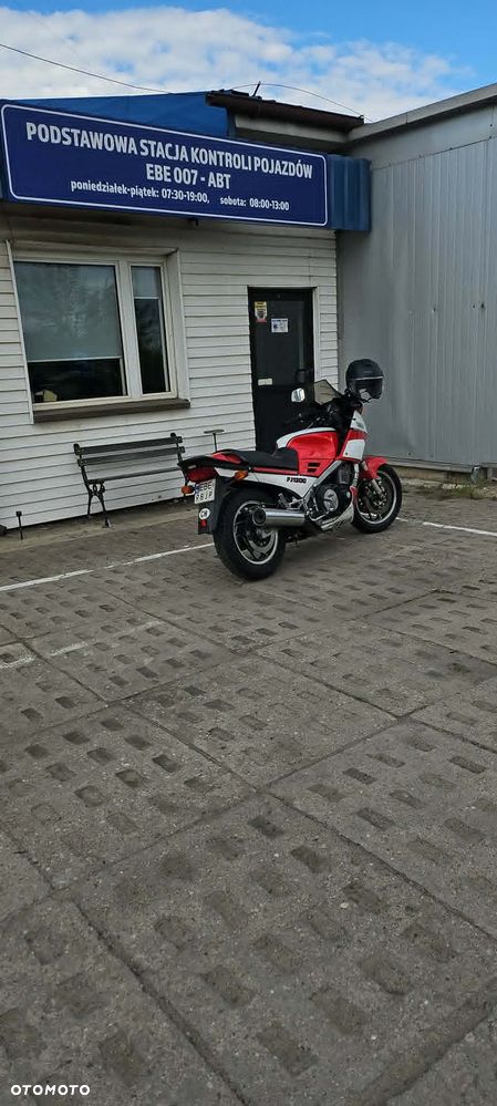 Yamaha FJ - 9