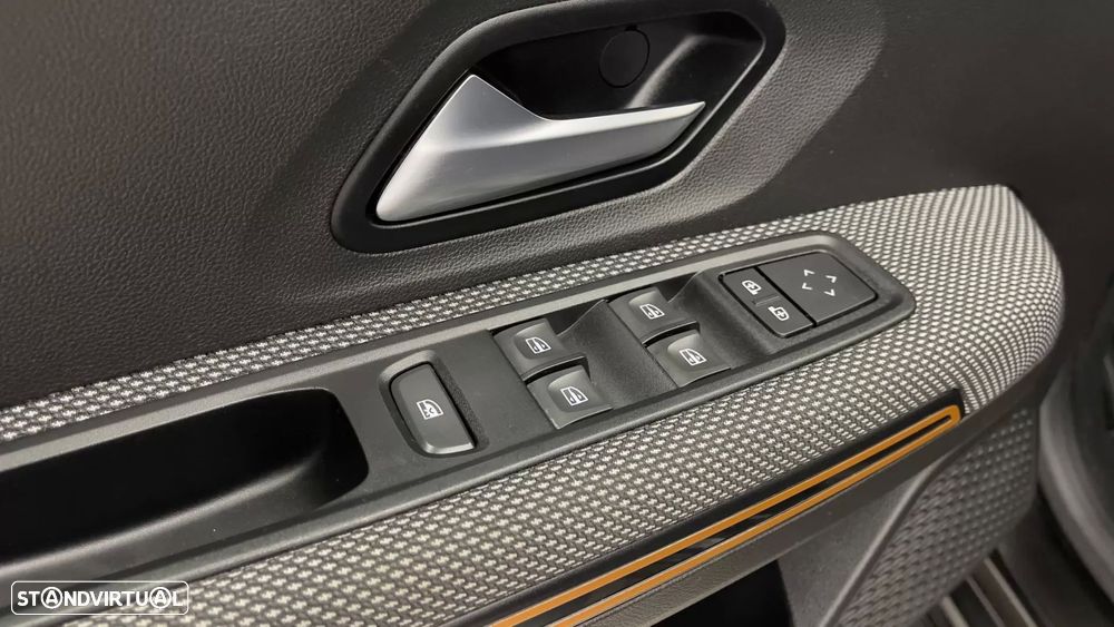 Dacia Sandero Stepway TCe 90 Comfort - 37