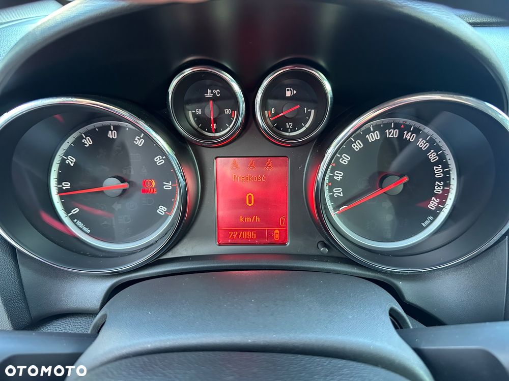 Opel Astra 1.6 Cosmo - 25