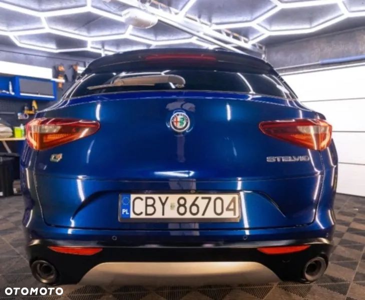 Alfa Romeo Stelvio 2.0 Turbo Veloce Q4 - 4