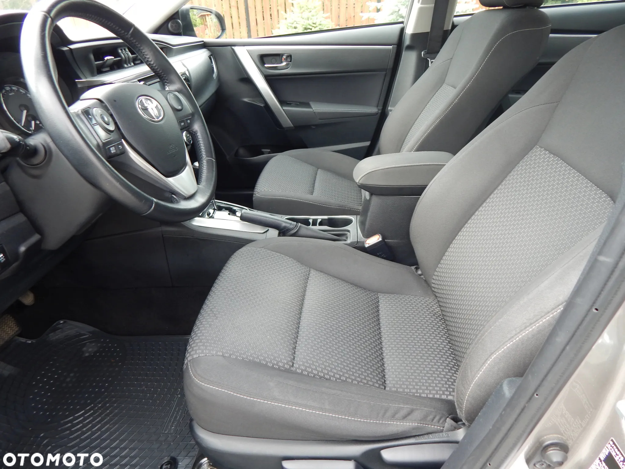 Toyota Corolla 1.6 Comfort MS - 8