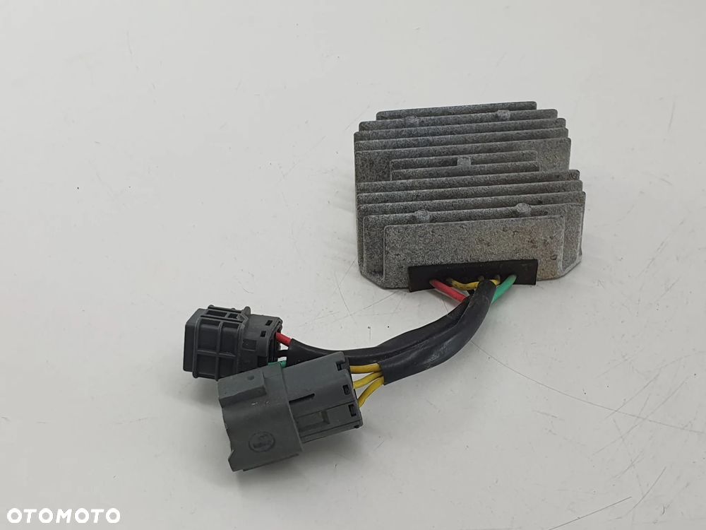 REGULATOR NAPIECIA  TGB BLADE 250 - 3