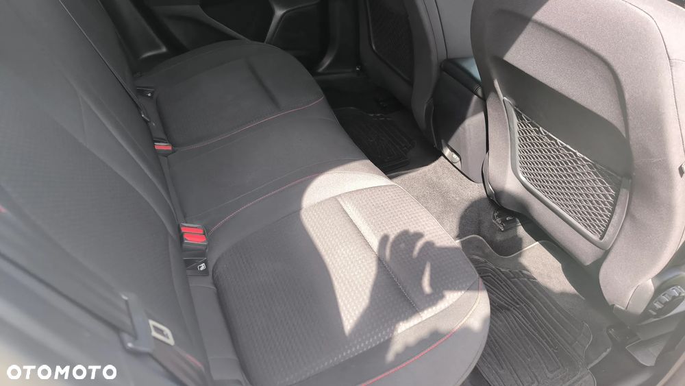 Ford Focus 1.5 EcoBlue Start-Stopp-System ST-LINE - 12