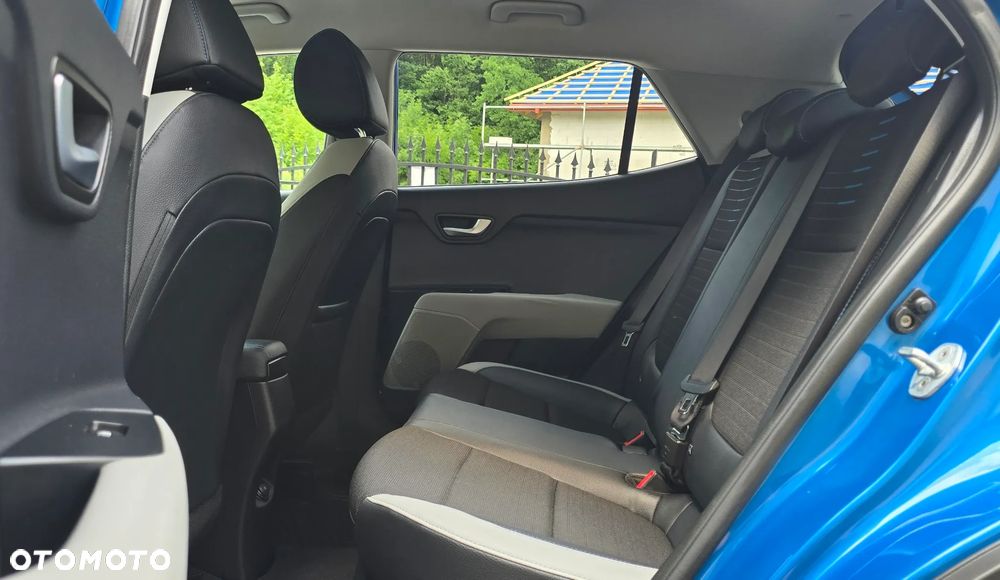 Kia Stonic 1.0 T-GDI MHEV L Business Line - 11
