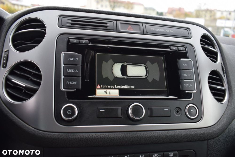 Volkswagen Tiguan - 32